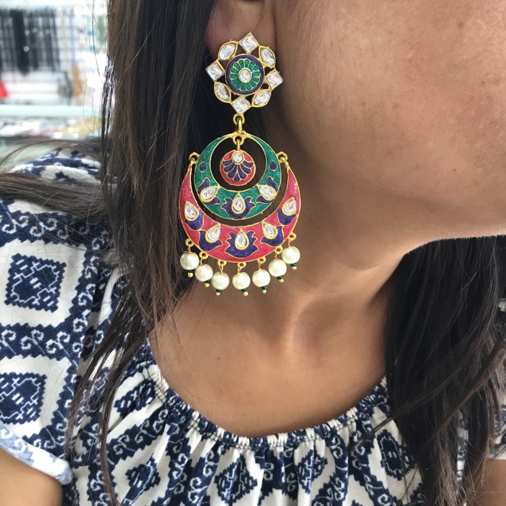 GORGEOUS MULTI-COLOR EARRINGS